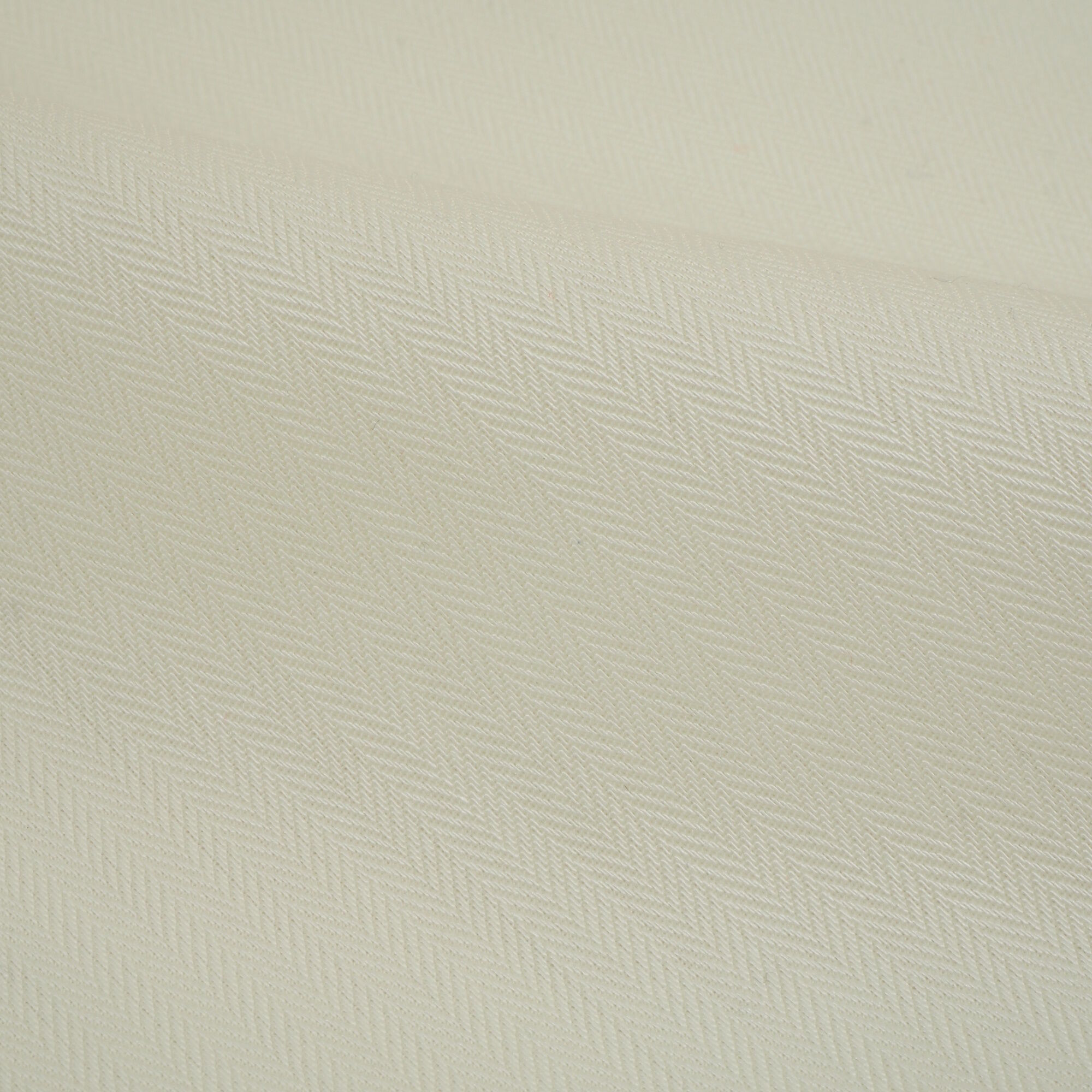 Stoff Meterware Trevira CS Creme Fischgrät 105 cm Breite