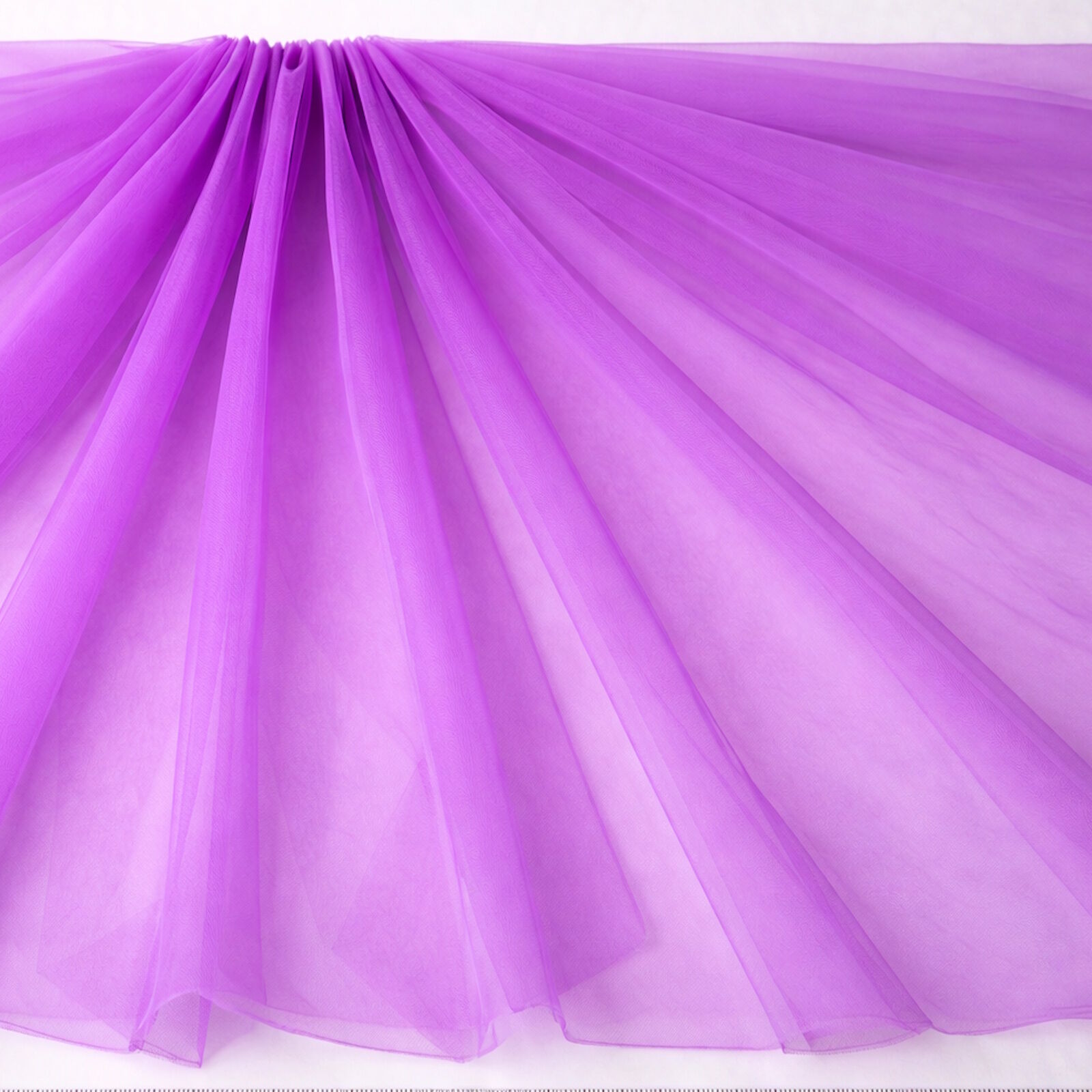 Tüll Stoff Lila Violett feinmaschig transparent