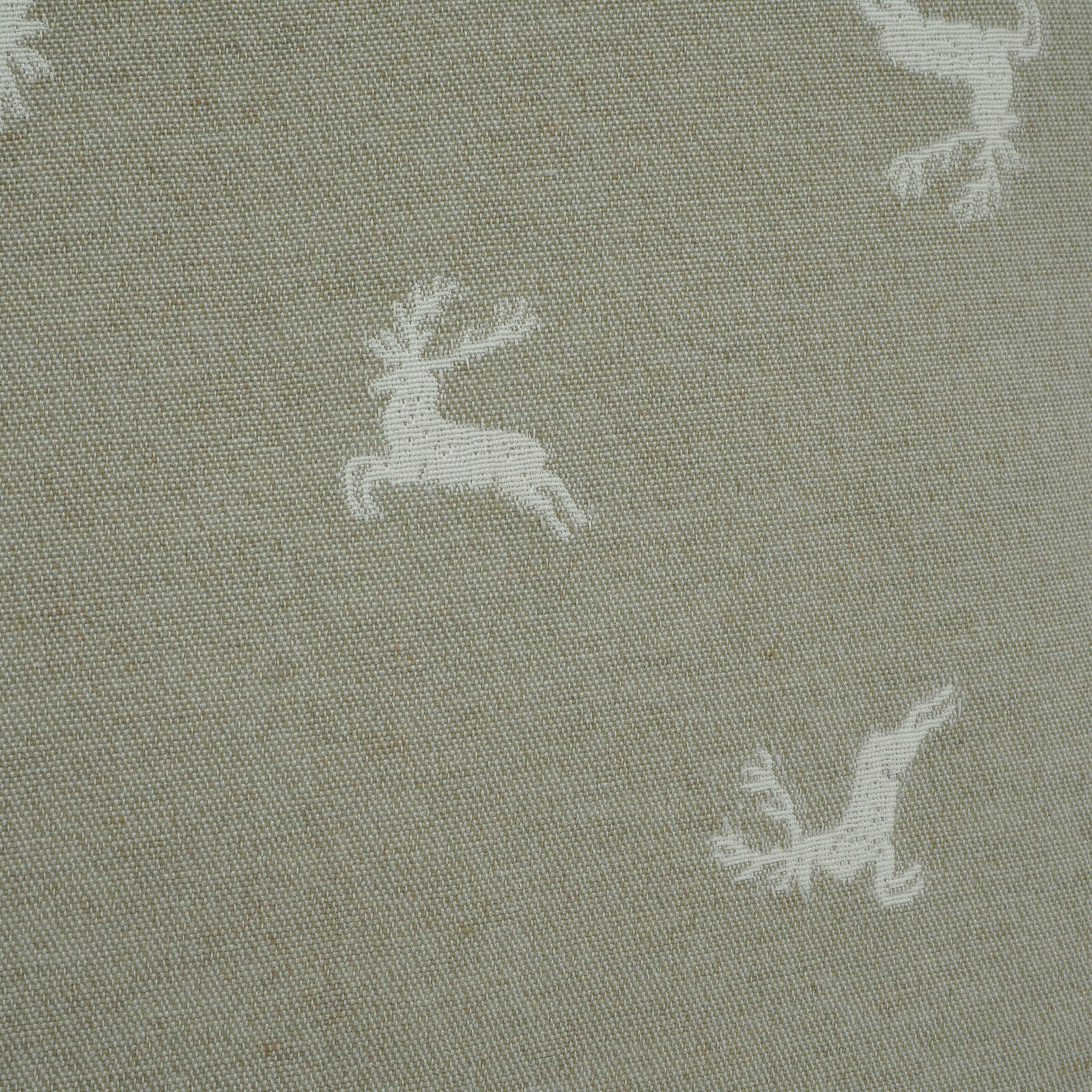 Kissenbezug Hirschmotiv Landhaus-30x30-Creme auf Beige