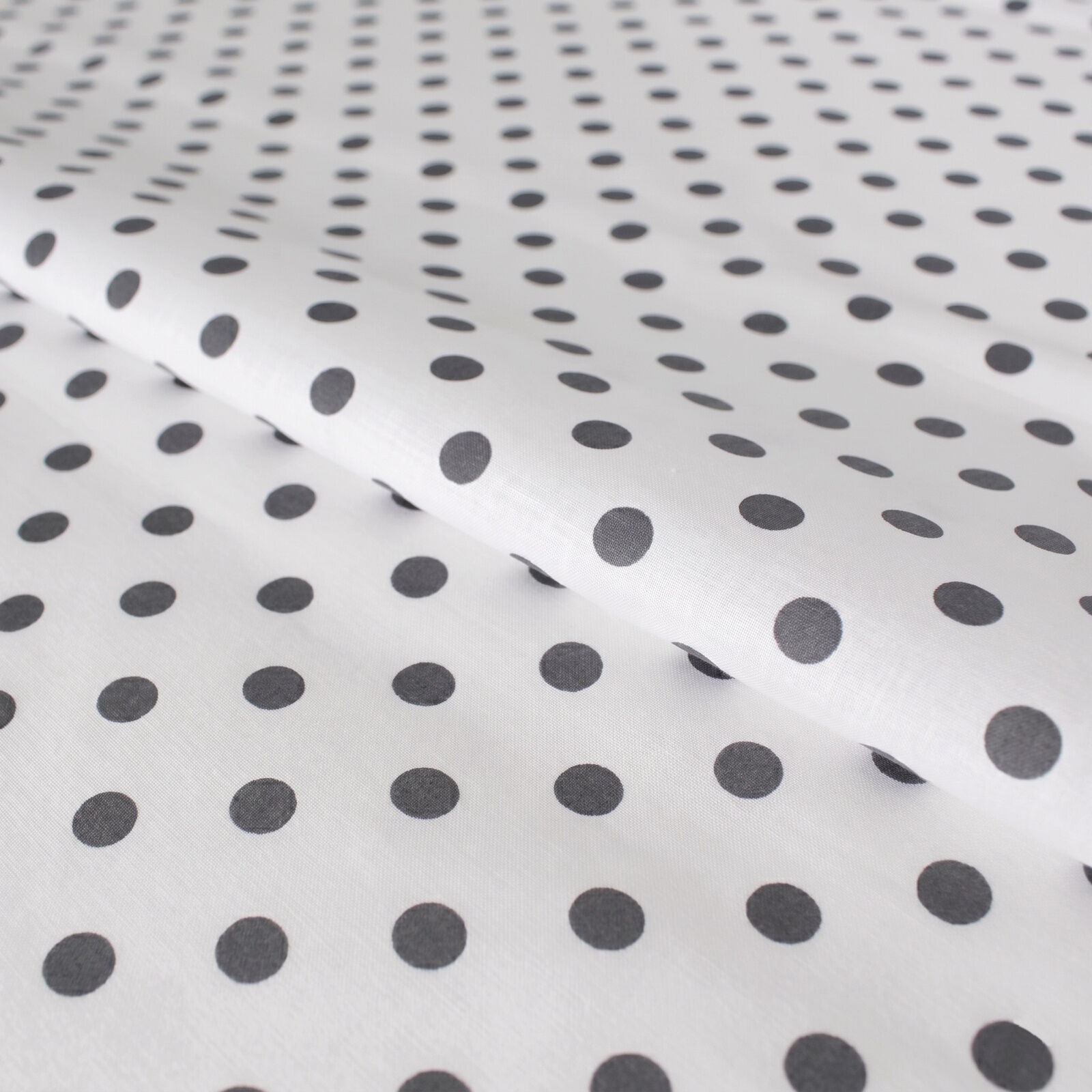Stoff Meterware Punkte Polka Dots 7 mm – Grau auf Weiß