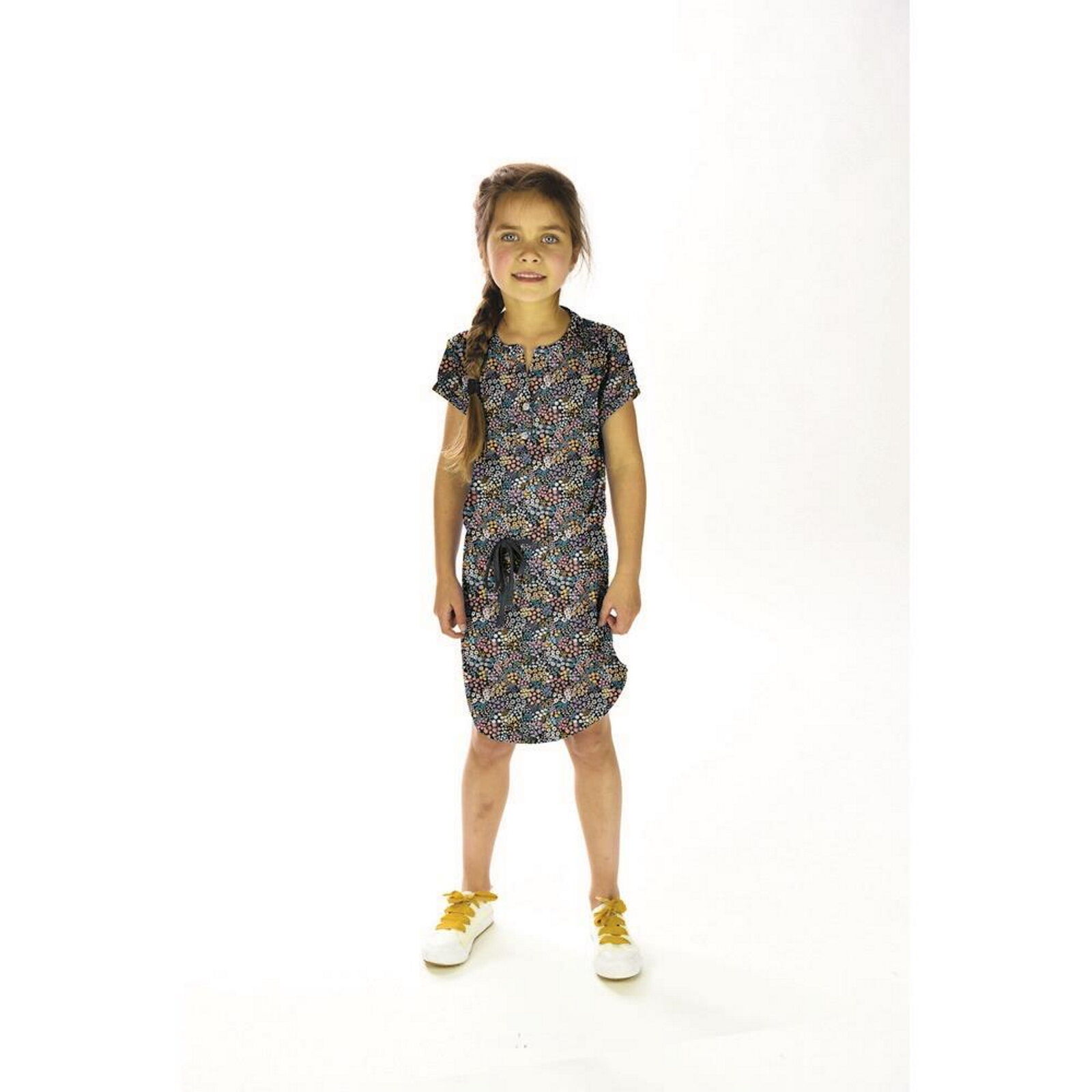 Stoff Meterware Flowers Everywhere Schwarz Jersey