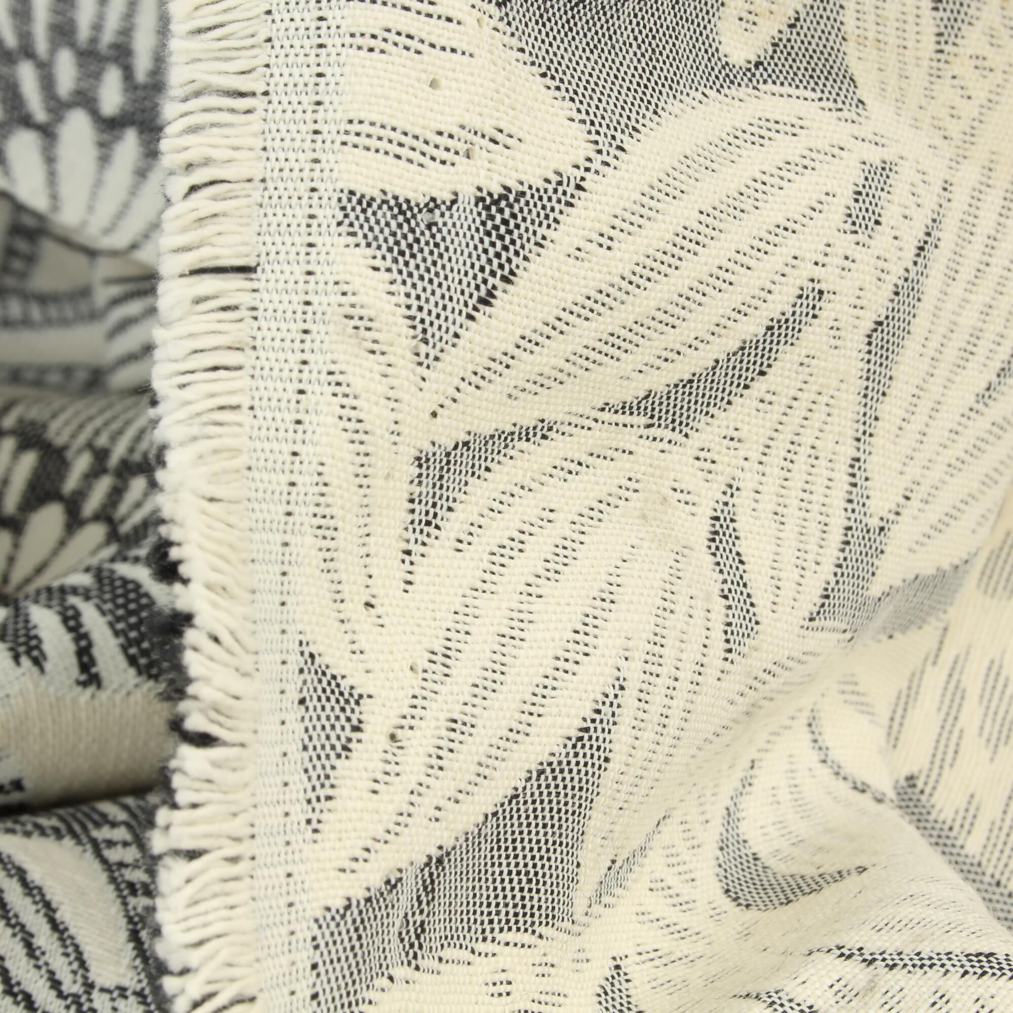Stoff Meterware Blumenranken Alesia Beige Schwarz