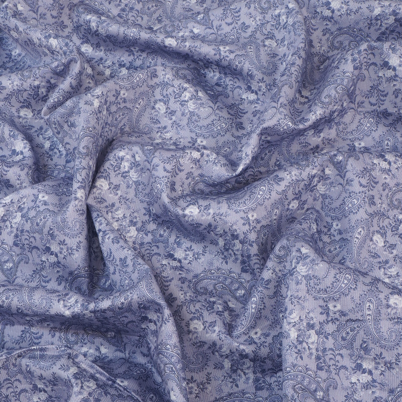 Dirndlstoff Blumen Paisley Blau Tracht