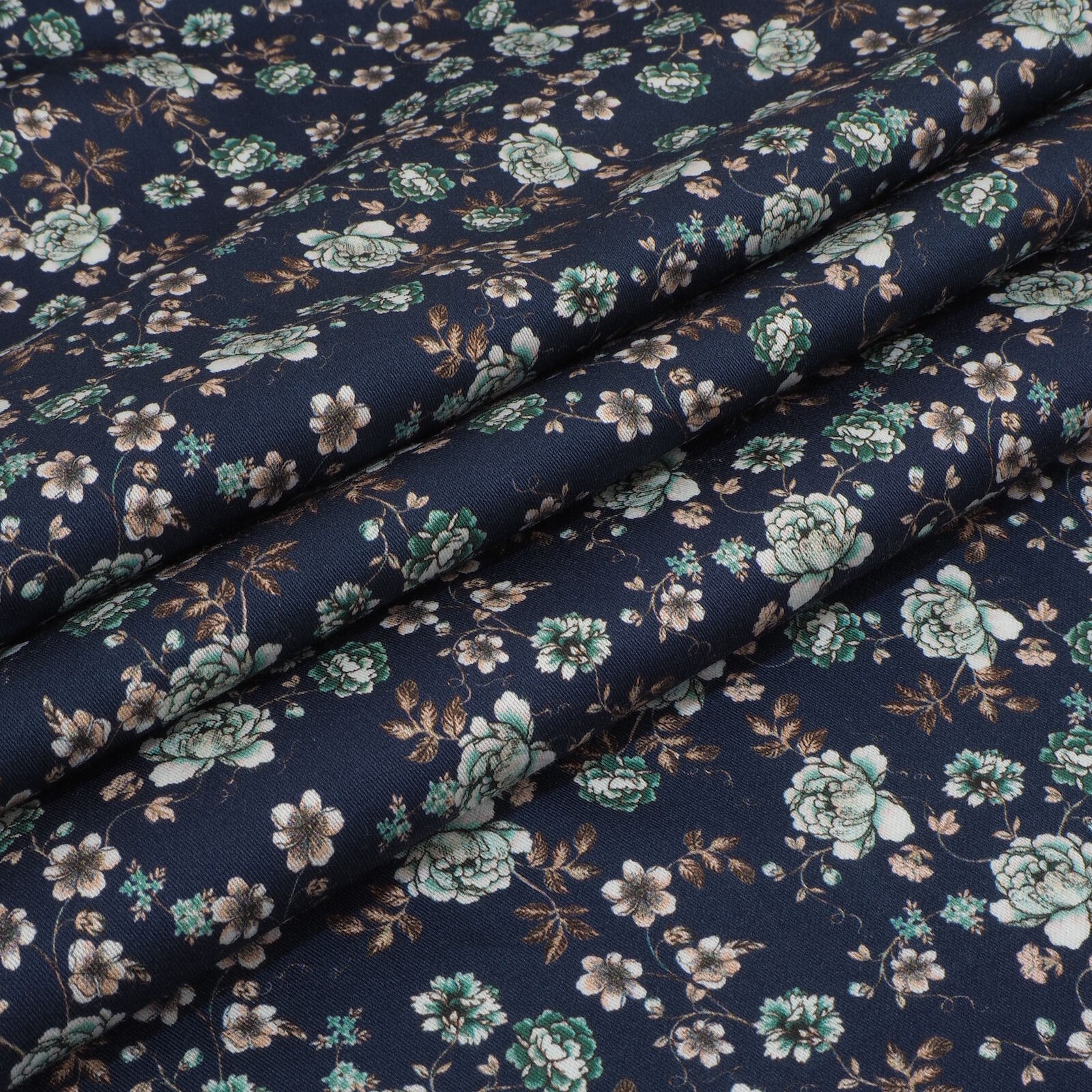 Dirndl Stoff Blumen Rosen Blau Tracht