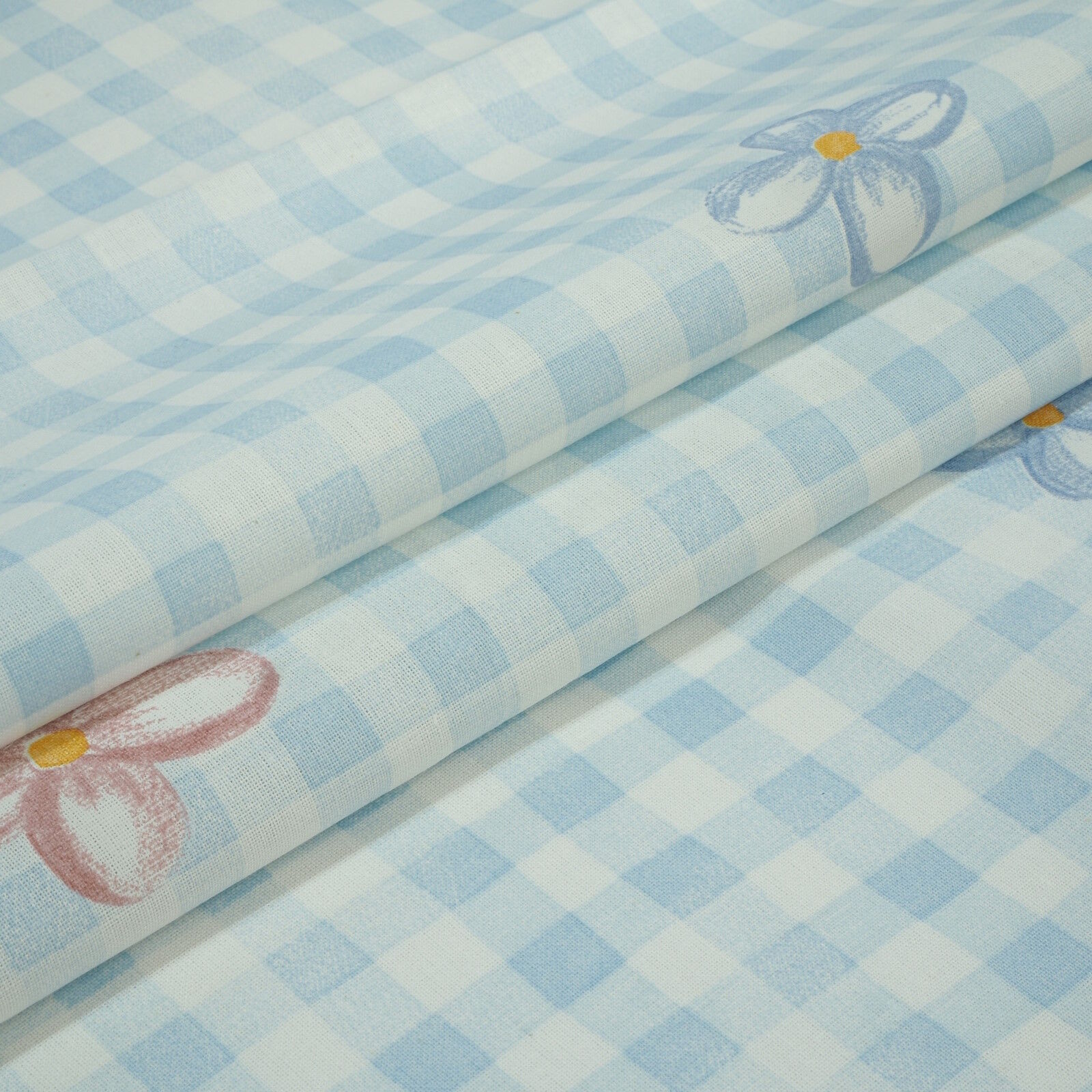 Karierter Stoff Blumen Hellblau
