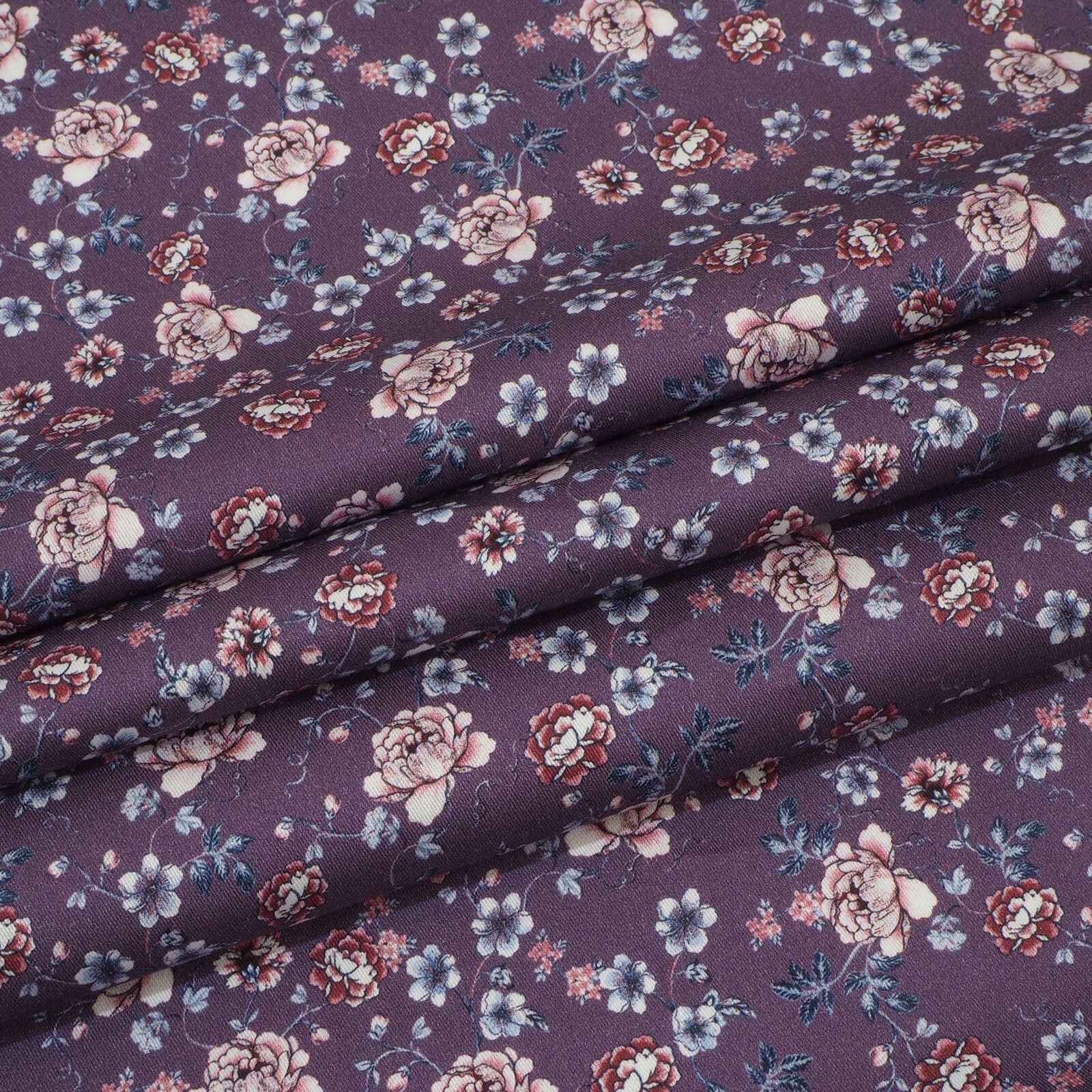 Dirndlstoff Blumen Rosen Lila Tracht