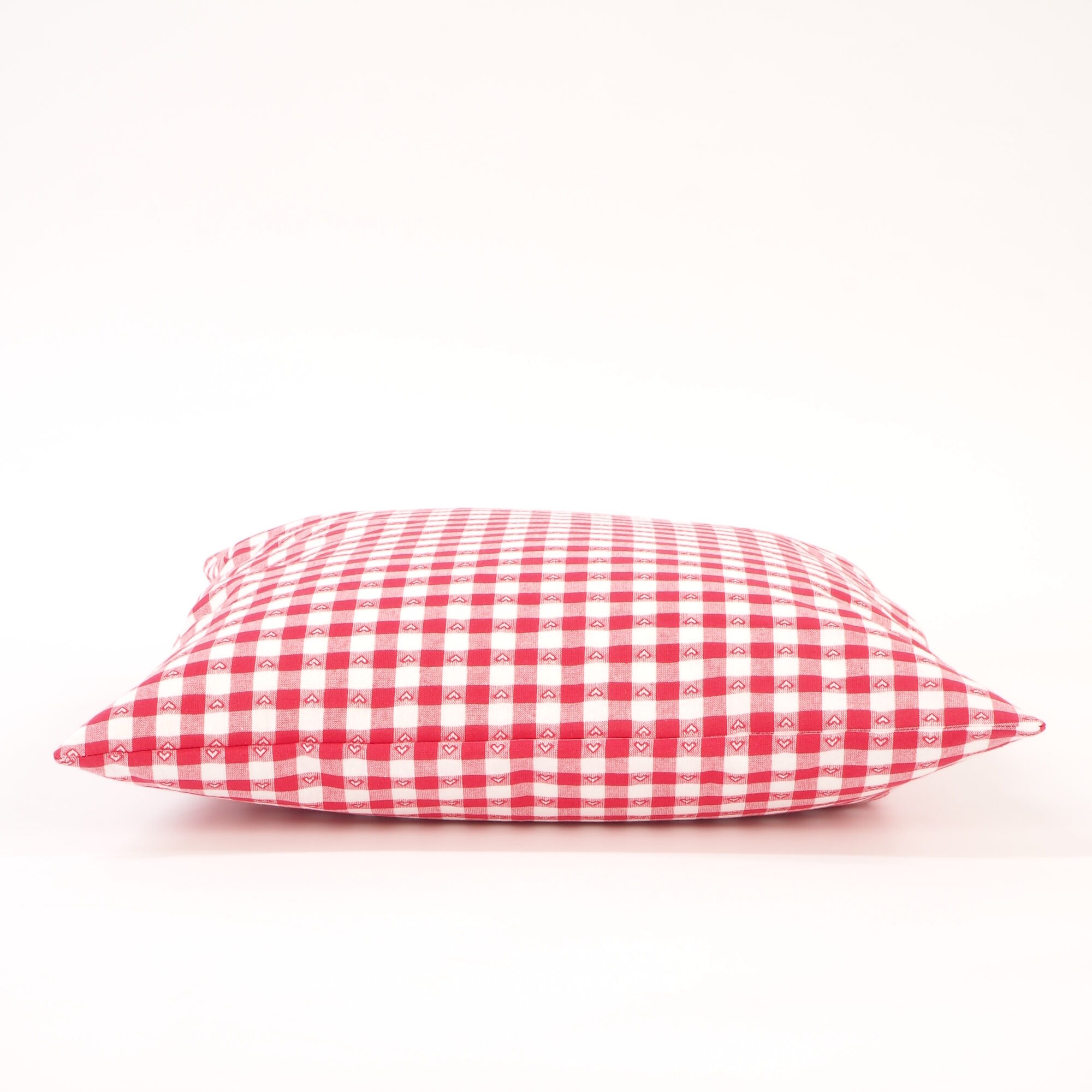 Kissenbezug 40x40 cm Karo 1x1 cm Rot mit Herz