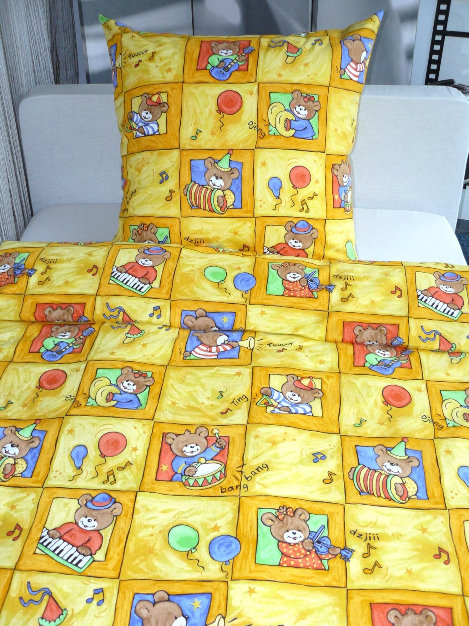 Biber Kinderbettwäsche 135x200 cm Musikbär