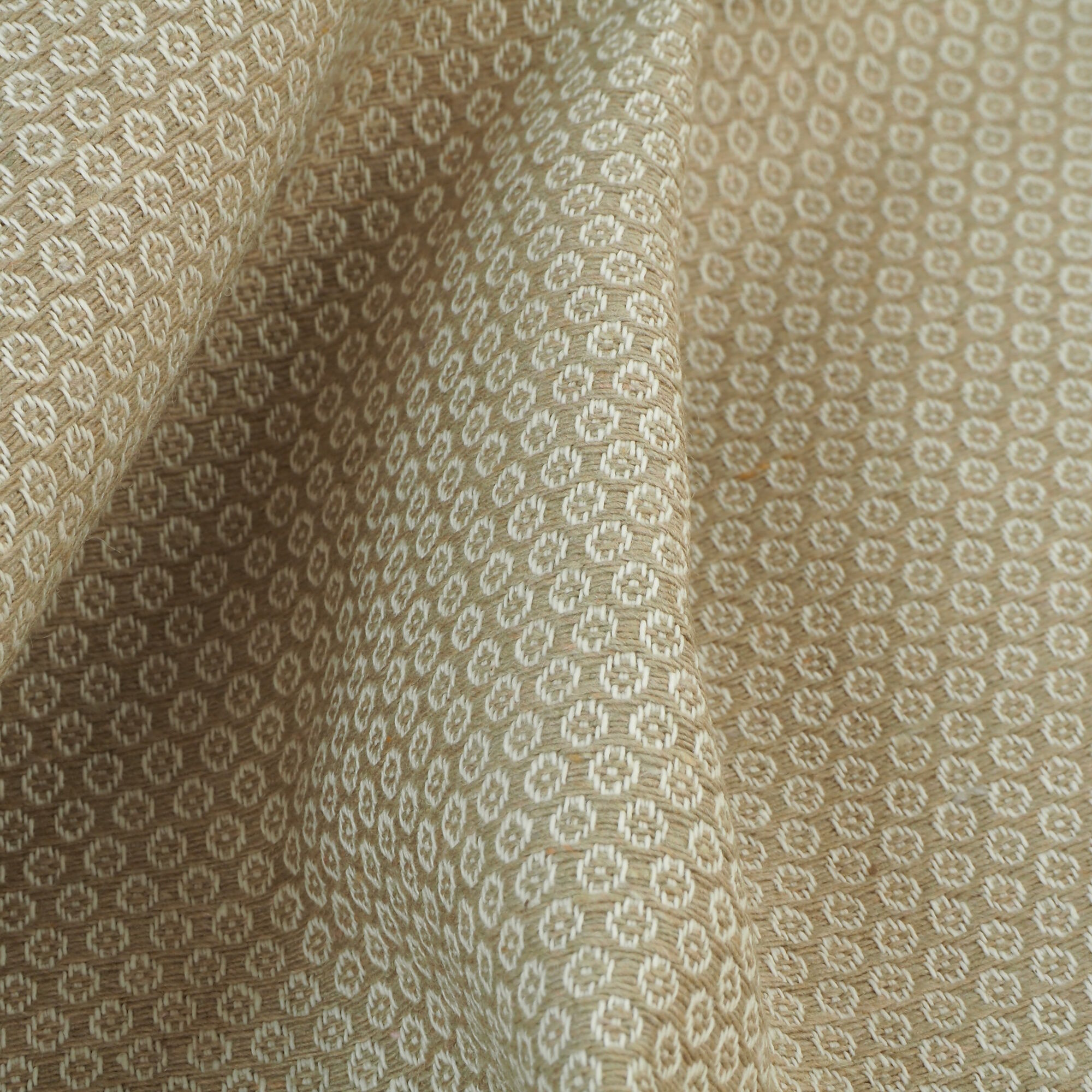 Stoff Meterware Emil Punkte klein beige Webware Jacquard